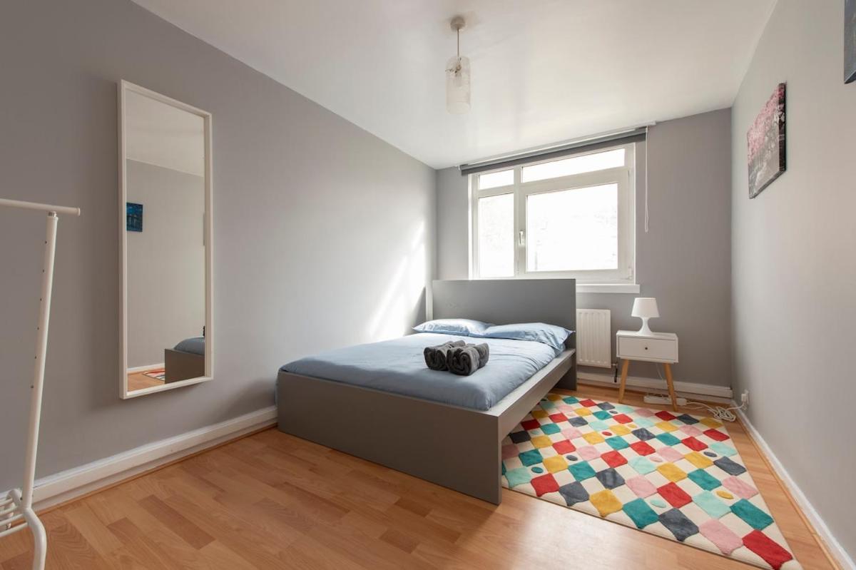 Lovely 2-Bed 20 Mins To Central London Exterior photo