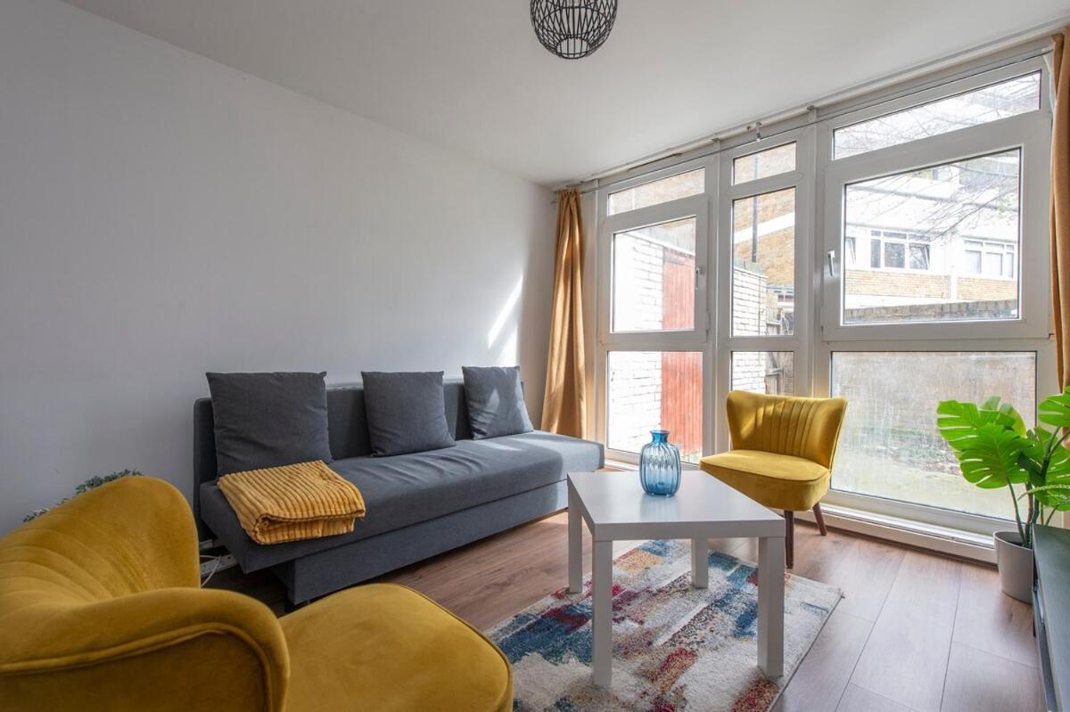 Lovely 2-Bed 20 Mins To Central London Exterior photo